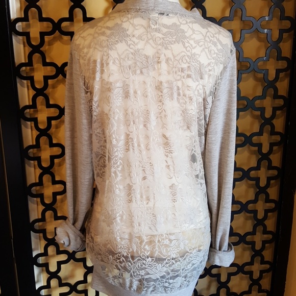 FRENCH LAUNDRY LACE BACK GRAY CARDIGAN. - Picture 2 of 7
